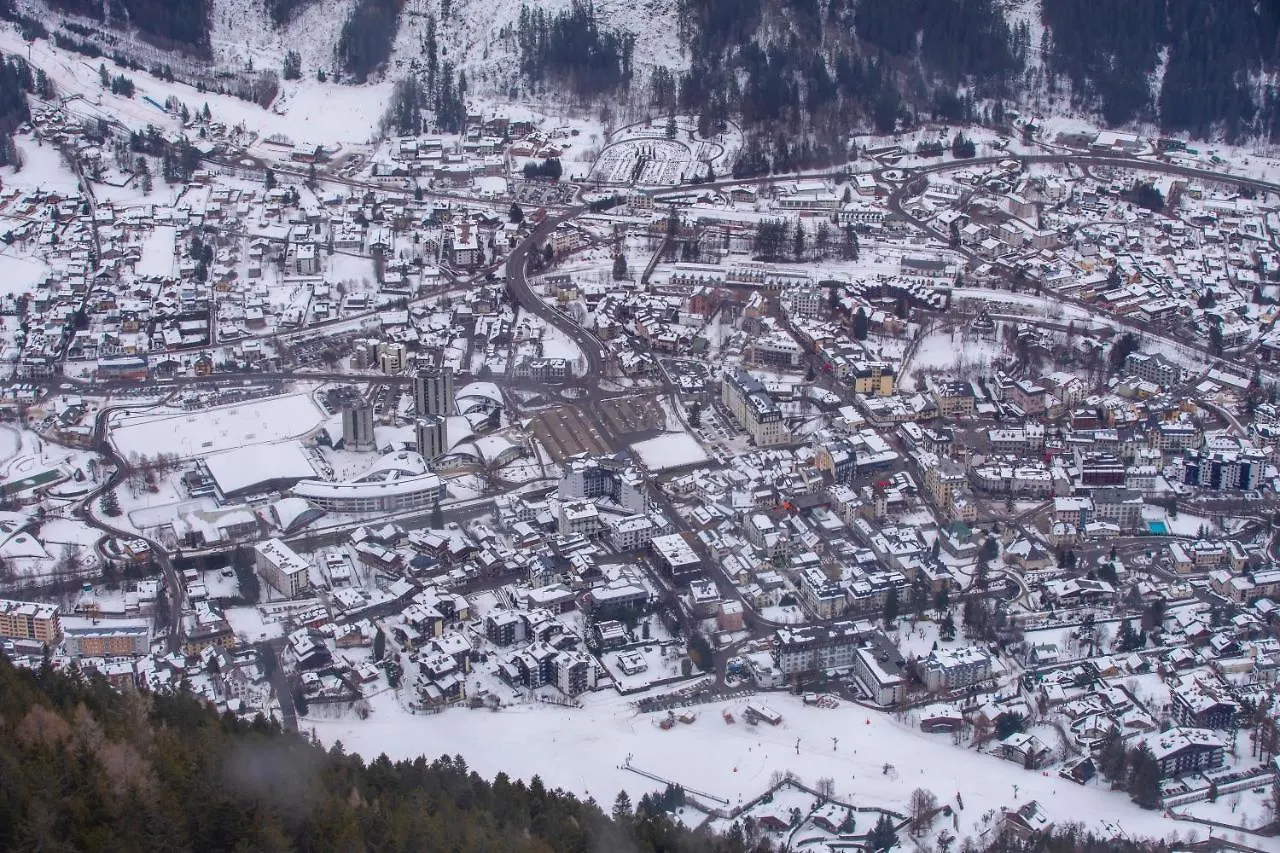Appartement Lachenal C103 - Happy Rentals Chamonix 0*,  France