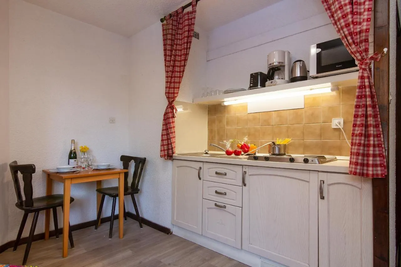 Appartement Lachenal C103 - Happy Rentals Chamonix 0*,  France
