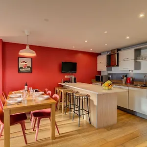 Biolay 2 - Alpes Travel - - Sleeps 4-6 Chamonix
